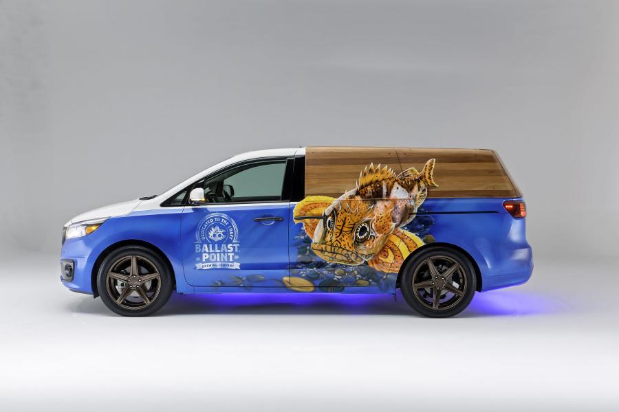  Kia Sedona Ballast Point Concept 2014 года  (фото 3 из 7)